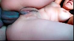 Culona caliente hizo anal ladinho y ganó su primer semen en el culo creampie anal